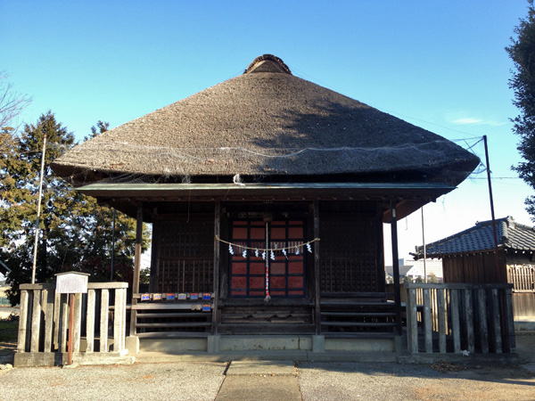 伊佐沼近くの薬師神社へ_a0000006_1481921.jpg