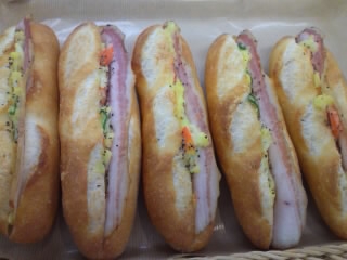 23日。 正式オープンいたします。_b0282409_1101635.jpg
