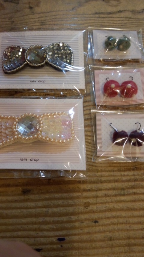Ｒａｉｎ ｄｒｏｐさんが納品してくださいました。_f0126339_1361228.jpg