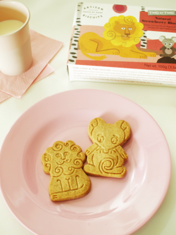 <パッケージもかわいい!>カラダに優しいビスケット☆TWO BY TWO Natural Biscuits_d0256347_14411327.jpg