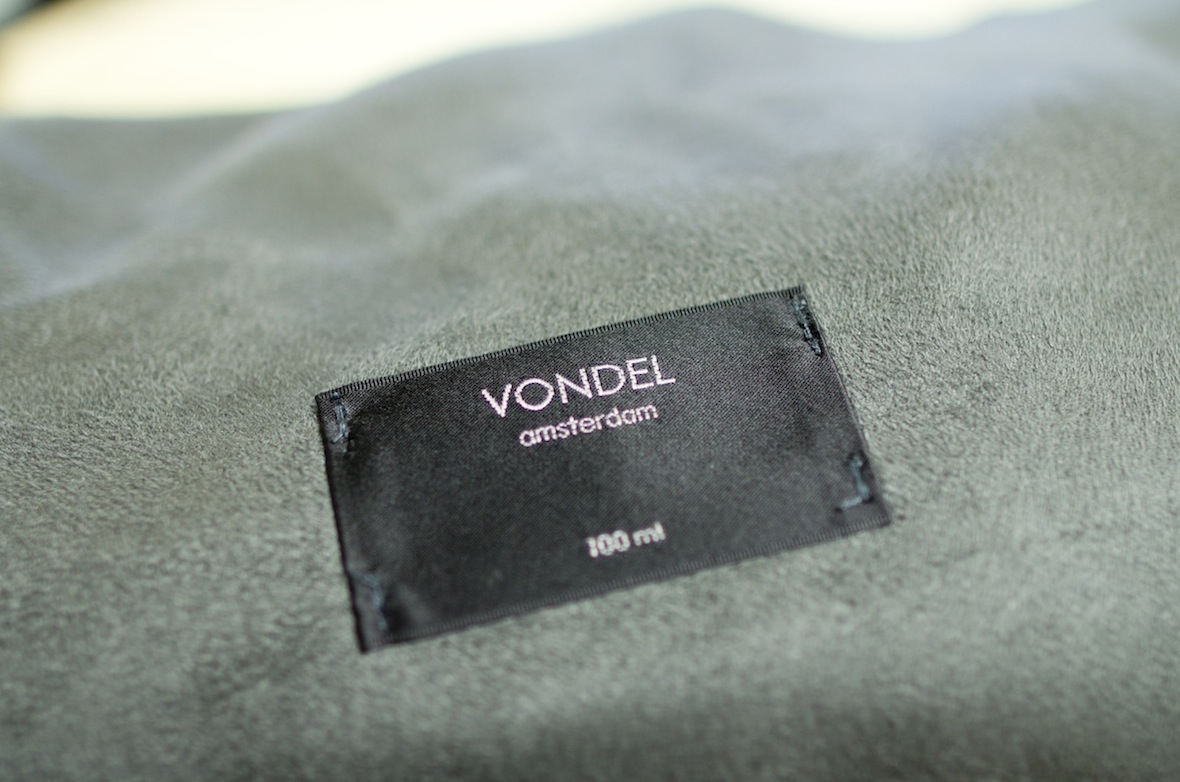 VONDEL amsterdam Cashmere 100％ / フォンデル　カシミアマフラー_b0188590_4333434.jpg