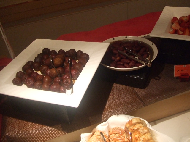 パレスホテル大宮 パルテール チョコレートスイーツブッフェ_f0076001_2331145.jpg