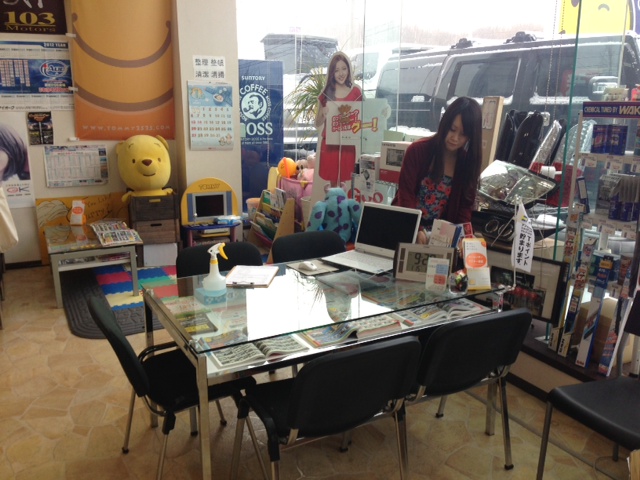 トミー ランクル 札幌 開店準備中_b0127002_935763.jpg