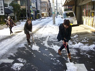 雪かき_a0123703_16545100.jpg