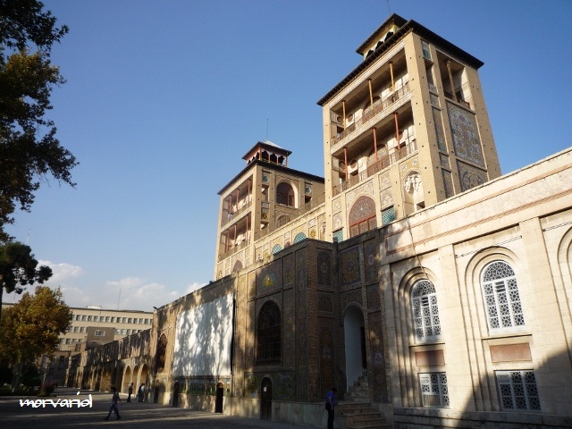 ｺﾞﾚｽﾀｰﾝ宮殿（Ｋａｋｈ-ｅ Ｇｏｌｅｓｔａｎ）ーⅥ　Shams-ol-‘Emareh（太陽の建物_b0203787_16512091.jpg