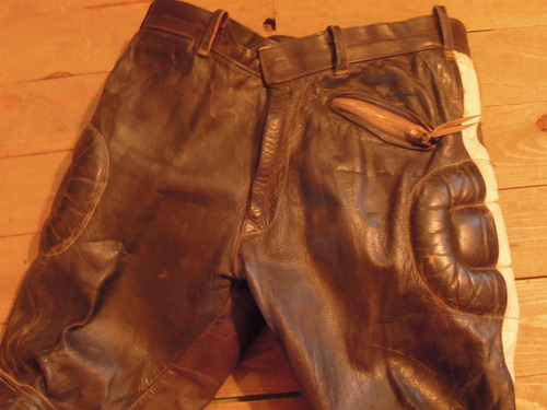 60s HERCULES HEAVY PADDED LEATHER MOTORCYCLE RACING PANTS _d0217535_1129912.jpg