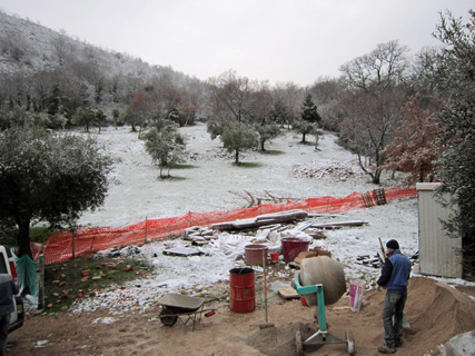 大雨と雪とレンガと_f0234936_23364534.jpg