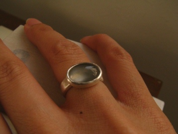 grey moon stone ring_b0185897_21172829.jpg