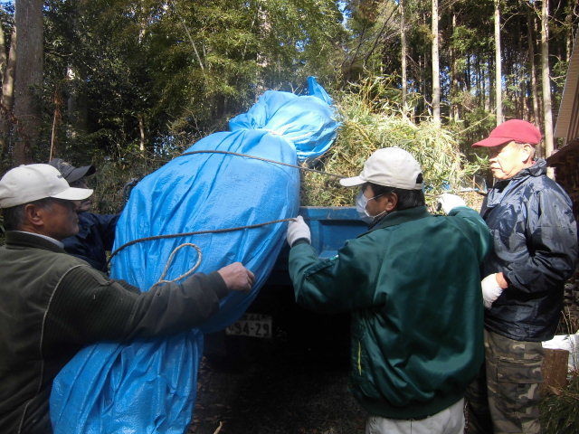 生きている竹は重かった_f0141310_7283572.jpg