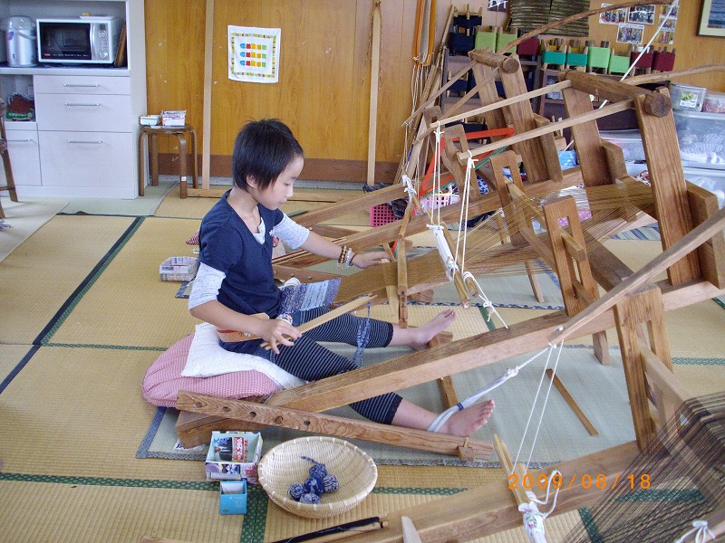 裂き織り風景_e0309341_21251155.jpg