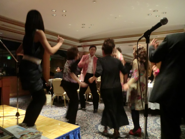 Fコミュニケーション新年会_e0119092_108950.jpg