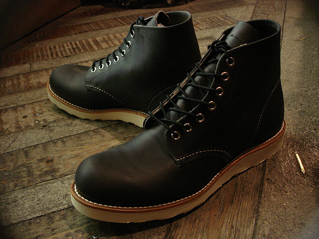 NEW : REDWING [6\" Round Toe] #8190 Charcoal \"Rough & Tough\" !!_a0132147_2345921.jpg