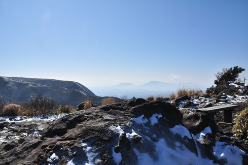 ２０１３年１月　初のくじゅう雪山&法華院１泊登山♪　１日目前半　～久住別れまで ～_e0314407_19492027.jpg