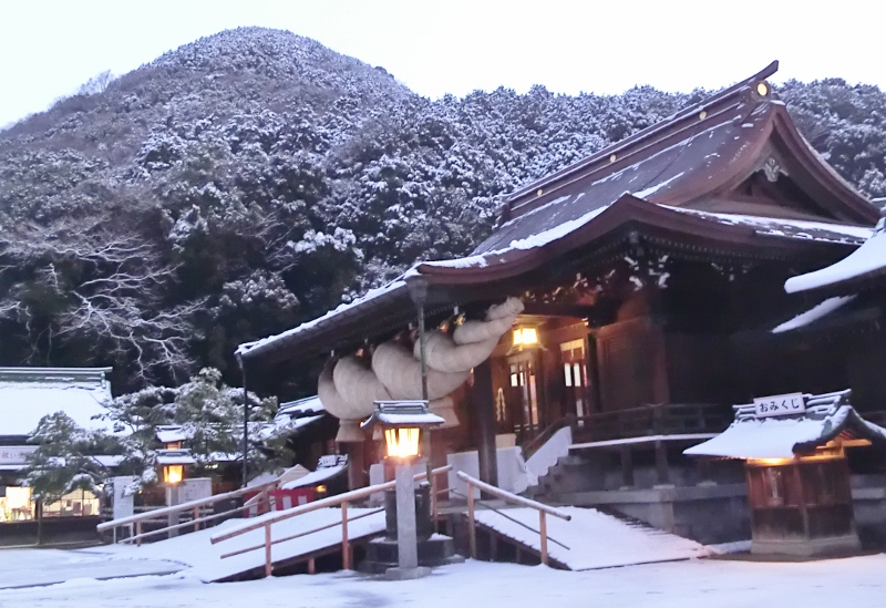 立花山へ雪見ハイキング_d0125589_2121999.jpg