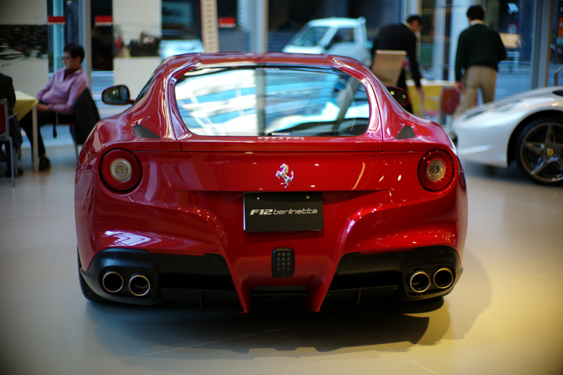 Ferrari F12 berlinetta_a0192923_15129.jpg