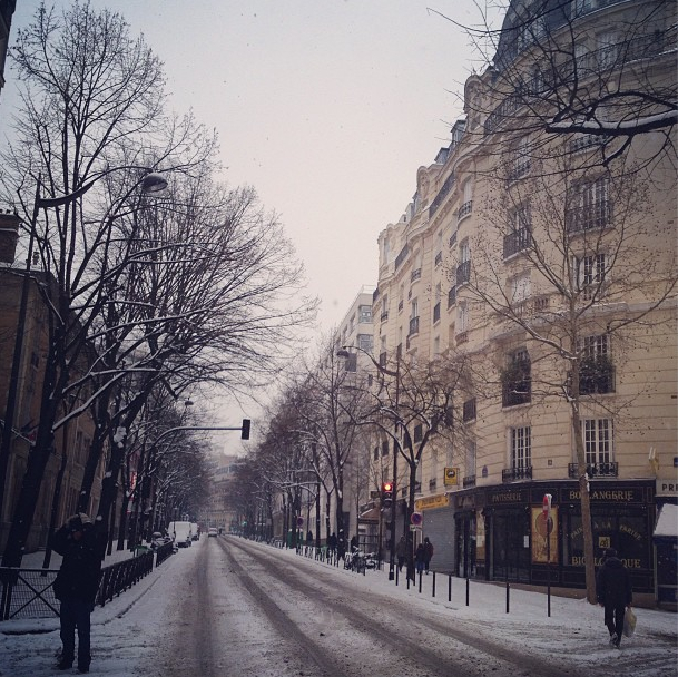 A snowy day in Paris._e0111249_22311271.jpg