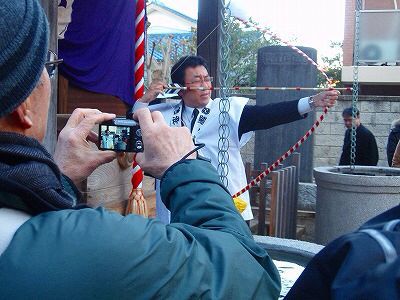 雷神社おびしゃ行事_b0116758_231532100.jpg