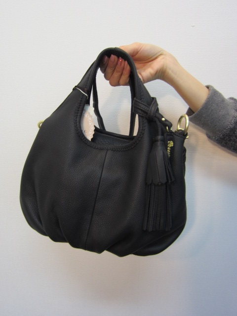 ☆ビュレ　Ｂ-８３８１ タッセル付き２ｗａｙミニショルダーＢＡＧ  大人気ピンク再入荷☆サムディ☆_e0076692_19274785.jpg