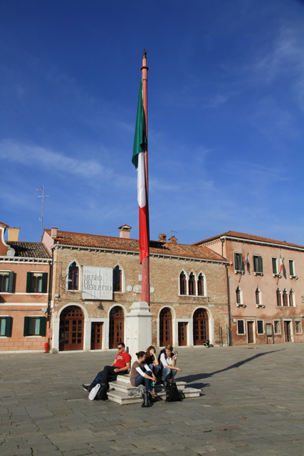 e0150178_3295473.jpg