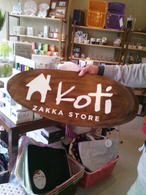 Kotiとのんびり休日と書店はしご_c0246783_19543430.jpg