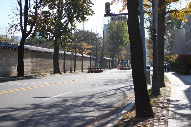 韓国旅行その11 「のんびり孝子洞散策」_d0148729_20102723.jpg