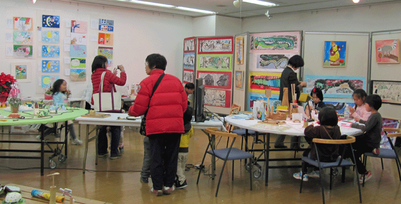さいとう造形教室30年展 & とんとんアトリエ展 終了_e0317274_8383539.gif