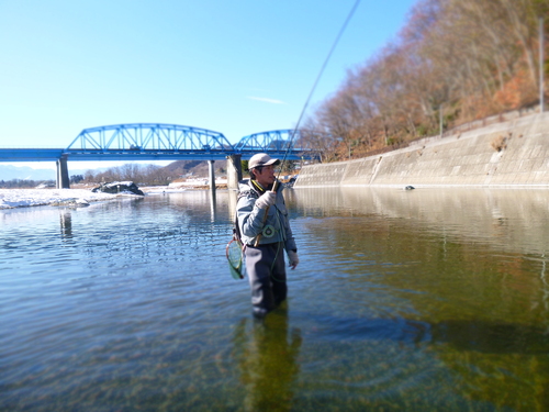 2013　またも荒川冬季ニジマス釣り場へ！_a0236914_9524160.jpg