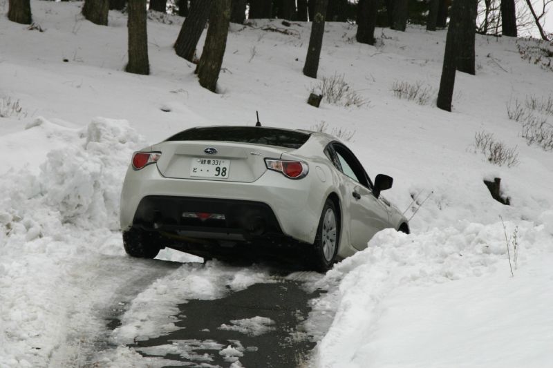 ＢＲＺで凍結路面を安全に走る。_f0076731_21134471.jpg