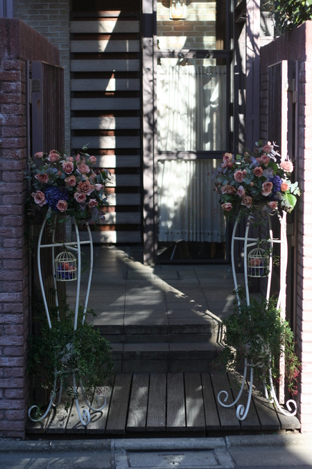 冬の会場装花 紅茶と青 アンカシェット様へ_a0042928_2034296.jpg