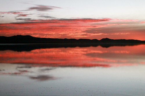 Trip to Bolivia　-3- Uyuni Salt Flats @Dawn & Sunrise_e0111128_412432.jpg