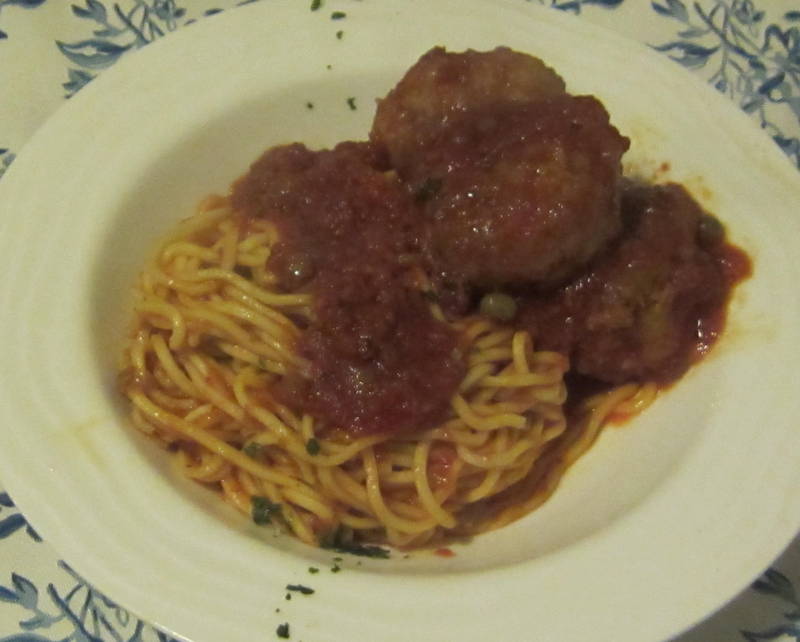 ミートボールスパゲッティ(Spaghetti con polpette di carne)_f0203253_199629.jpg