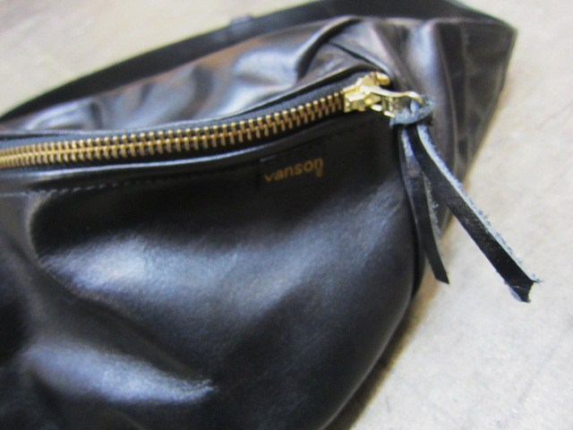 Vanson ・・・ FUNNY PACK (別注?変形??) 色・艶・形・・・良し♪♪♪_d0152280_1531247.jpg