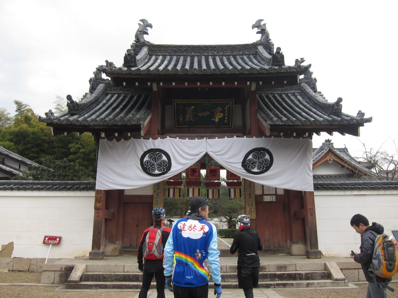 日本最古の布袋尊の寺・黄檗山万福寺は魅力満載！-京都・都七福神巡りポタリング②_e0138081_6445188.jpg