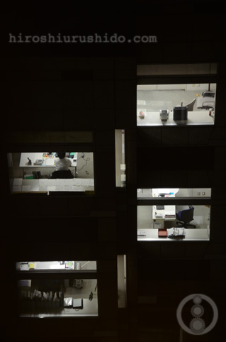 僕らはみんな箱の中_c0229485_1384964.jpg