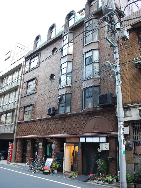東京銀座の鈴木ビルディング(建築家・山中節治作品研究)_f0142606_16231224.jpg