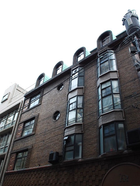 東京銀座の鈴木ビルディング(建築家・山中節治作品研究)_f0142606_16313581.jpg