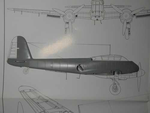 Me410 1/48のMENGとプロモデラー : サロン de アヴィオン