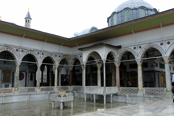 トルコ旅行 イスタンブール トプカプ宮殿_e0154202_2344521.jpg