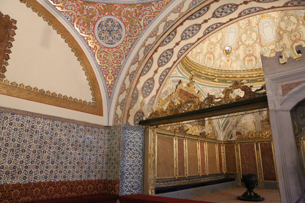 トルコ旅行 イスタンブール トプカプ宮殿_e0154202_2353248.jpg