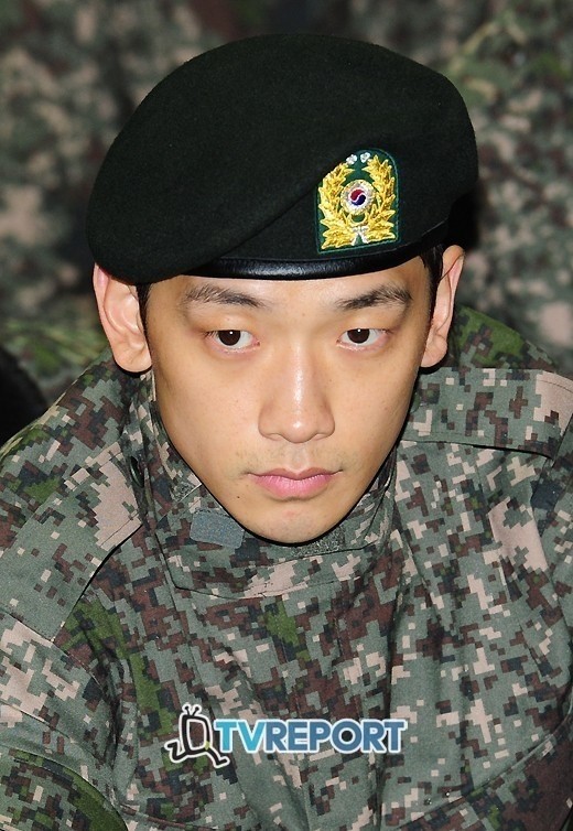 国防部、RAIN議論に対策を設ける“芸能兵士の休暇を制限”_c0047605_05416100.jpg