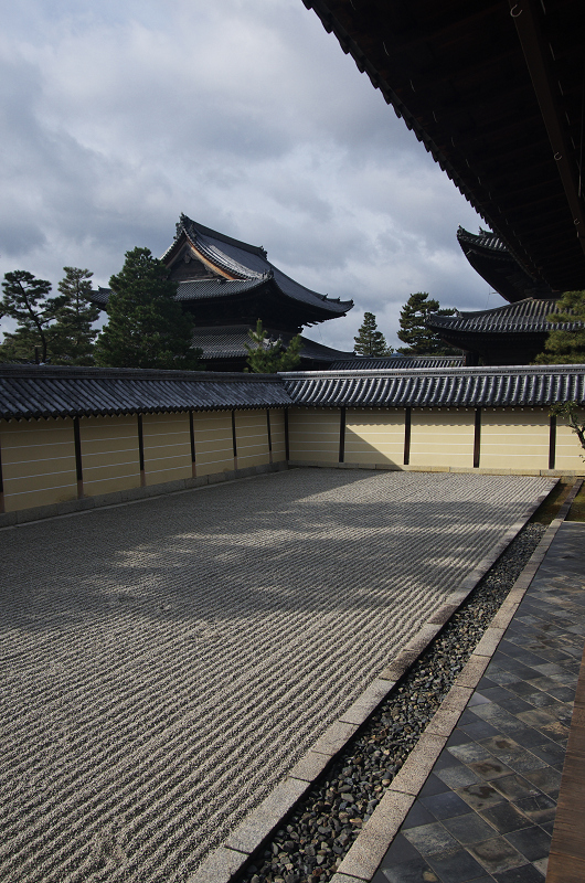 妙心寺塔頭・東海庵のお庭（白露地の庭・東海一連の庭編）_f0155048_13165811.jpg