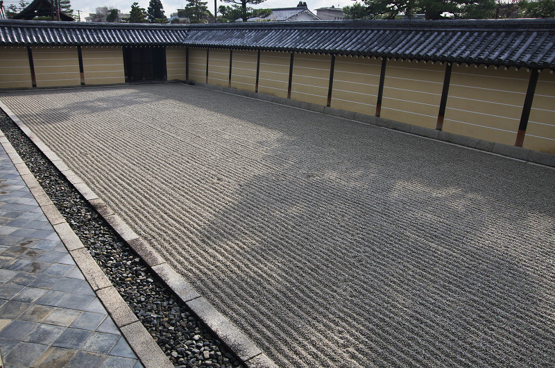 妙心寺塔頭・東海庵のお庭（白露地の庭・東海一連の庭編）_f0155048_13171853.jpg