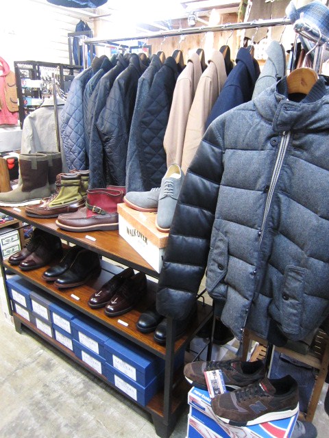着実・堅実の SANDERS ・・・ CHUKKA Boots が新入荷です~★☆★_d0152280_0123647.jpg