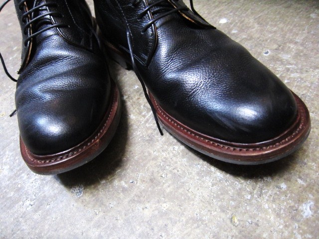 着実・堅実の SANDERS ・・・ CHUKKA Boots が新入荷です~★☆★_d0152280_0155550.jpg