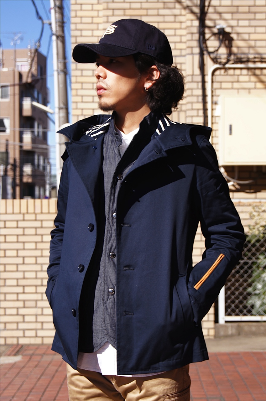 SOPHNET. HOODED SHORT BLOUSON