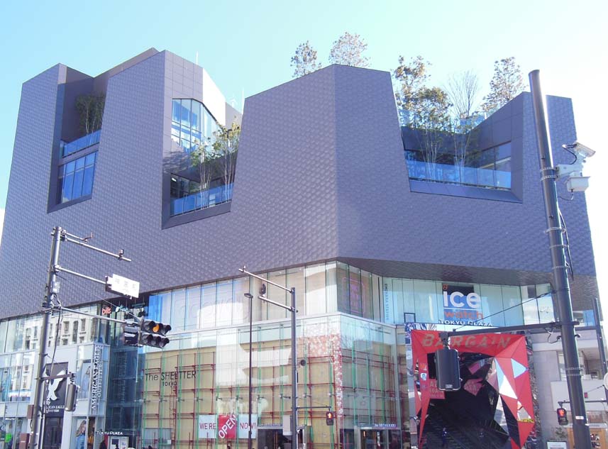 表参道建築巡り_a0166313_1316654.jpg