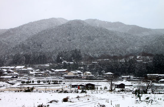 大原 雪化粧_e0048413_1946068.jpg