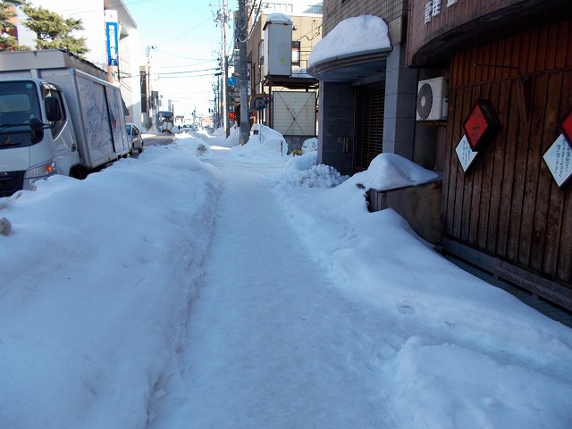 秋田で雪！_d0268290_11265456.jpg