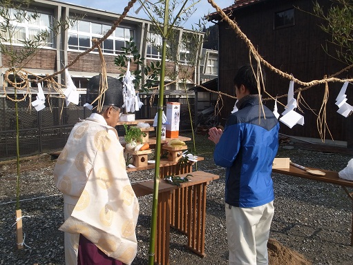 祝・地鎮祭 ki-bako mousse_d0087595_1104457.jpg