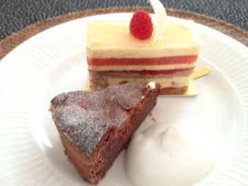 京都パティスリーS 撮影後のケーキ_e0134337_11564027.jpg